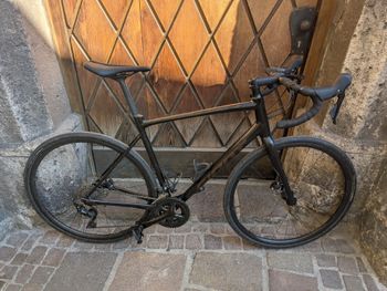 Used Giant Contend AR 1 2022 2022 Road & Gravel, Black — image 1 of 3