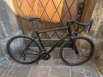 Used Giant Contend AR 1 2022 2022 Road & Gravel, Black — image 1 of 3
