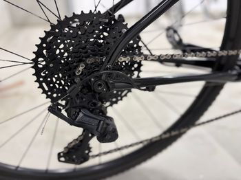 Used Cannondale Topstone 4 2021 2022 Road & Gravel, Black — image 4 of 10