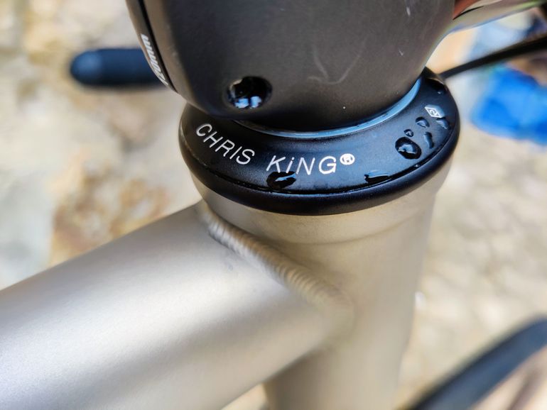 Used Moots Routt Campagnolo Chorus 2021 Road & Gravel, Light Gray — image 4 of 7
