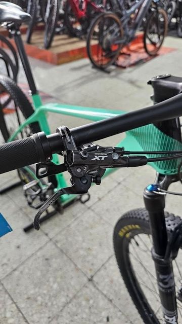 Used Orbea ALMA M50 2021 2021 Mountainbike, Green, 29 — image 2 of 5