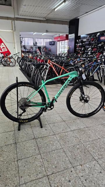 Used Orbea ALMA M50 2021 2021 Mountainbike, Green, 29 — image 1 of 5