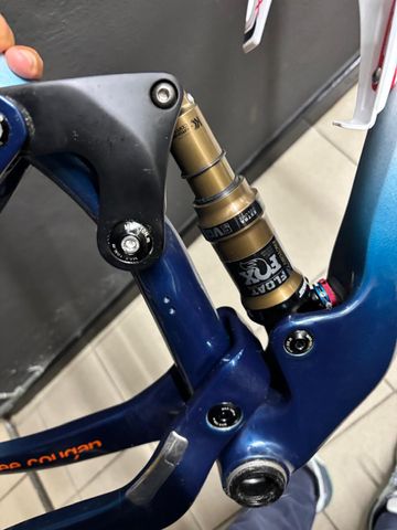 Używany Lee Cougan Crossfire 428 Team Eagle 2023 Frameset 2023 Mountainbike — zdjęcie 5 z 9