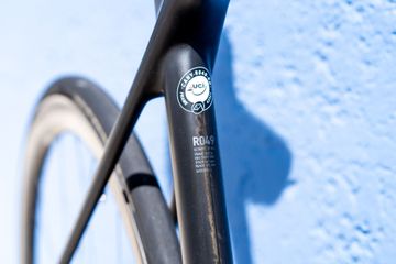 Used Canyon Ultimate CF SLX Disc 9.0 SL 2018 2018 Road & Gravel, Black — image 7 of 24