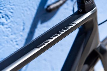 Used Canyon Ultimate CF SLX Disc 9.0 SL 2018 2018 Road & Gravel, Black — image 17 of 24