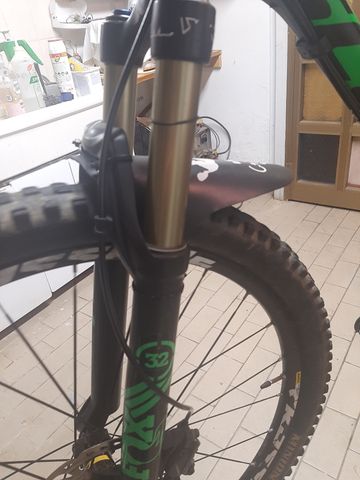 Used Scott Spark 750 2016 2016 Mountainbike, Green — image 9 of 10