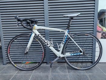 Used Giant TCR Composite 2 2014 2014 Road & Gravel, White — image 2 of 7