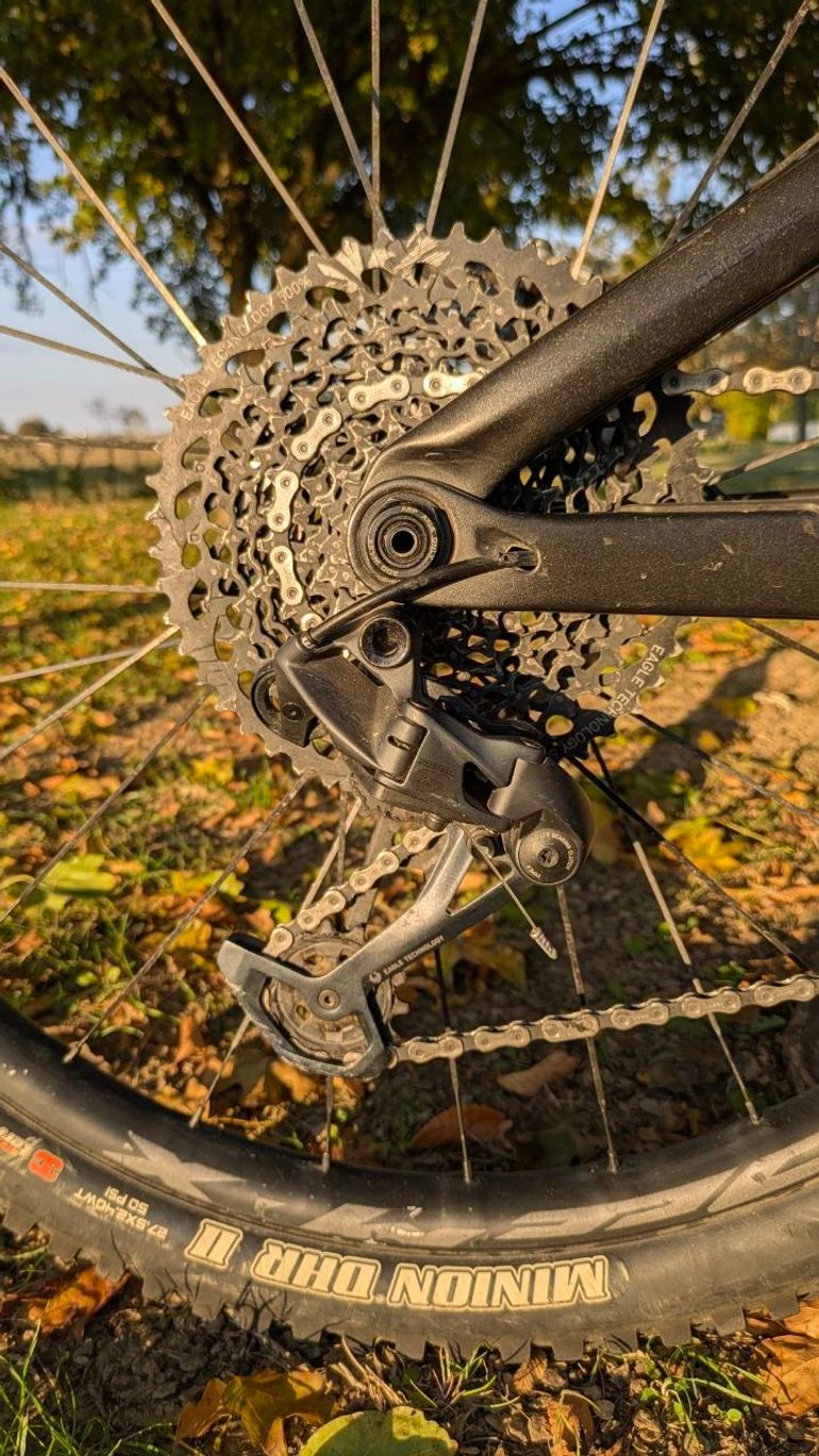 Used Trek Remedy SRAM GX Eagle 2019 Mountainbike, Black — image 7 of 11