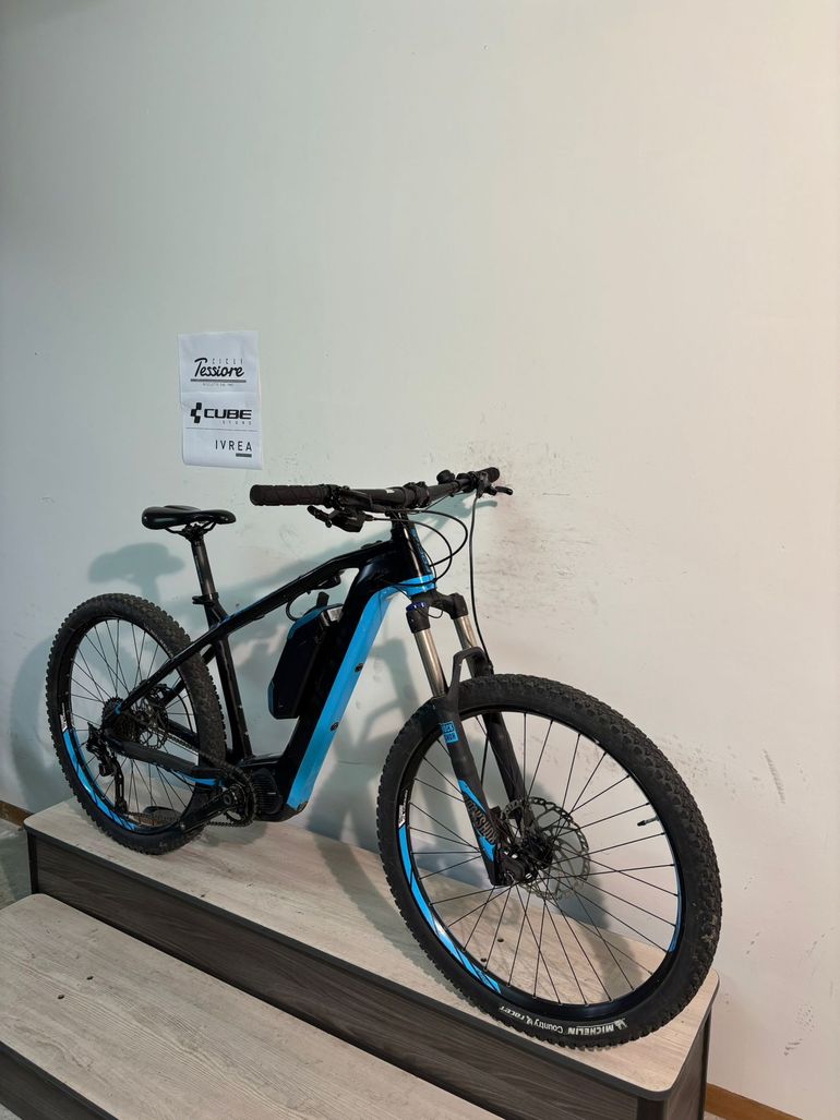 Used Focus Bold Shimano Deore XT 2018 Mountainbike, Black — image 10 of 16