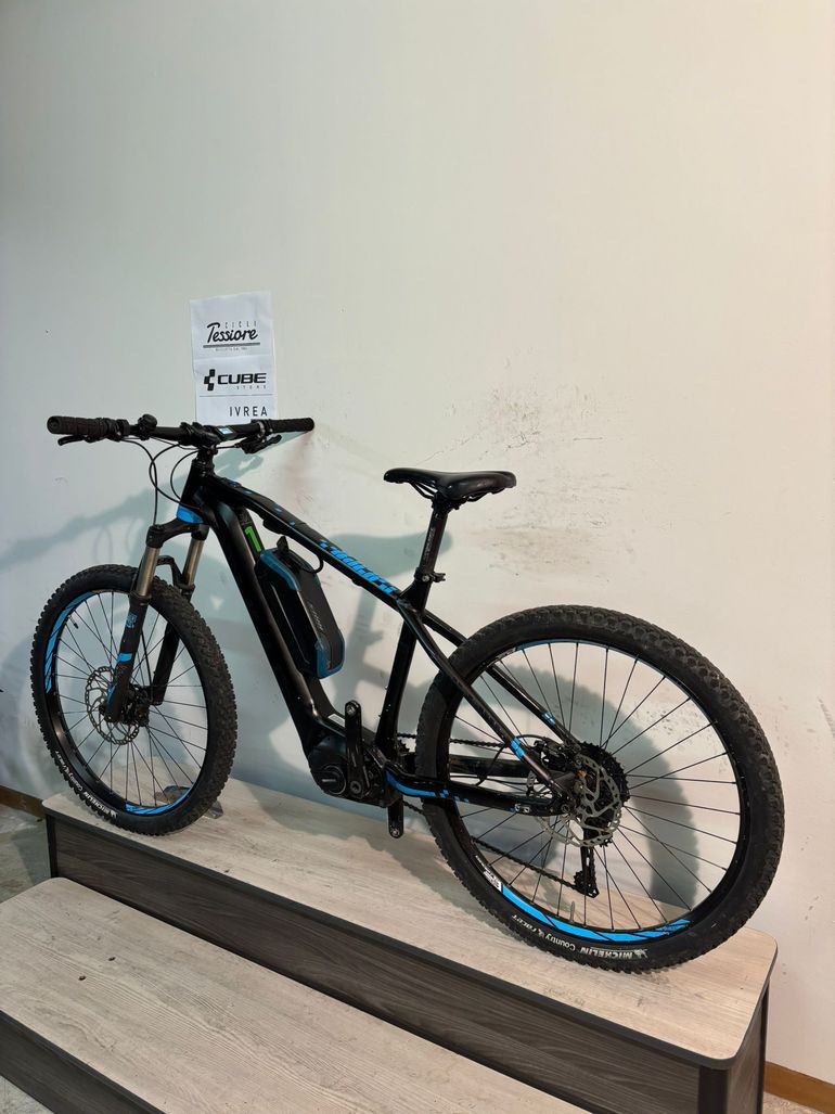 Used Focus Bold Shimano Deore XT 2018 Mountainbike, Black — image 8 of 16