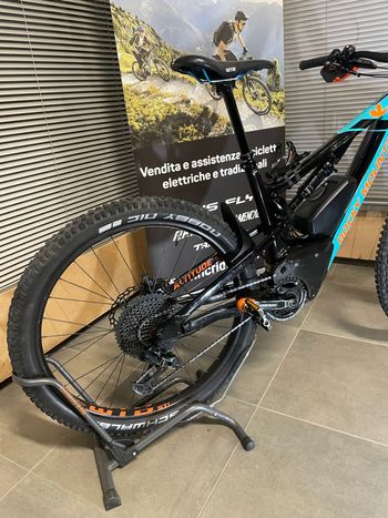 Used Rocky Mountain Altitude Powerplay Alloy 70 2019 2019 Mountainbike, Black, 27.5 — image 2 of 8