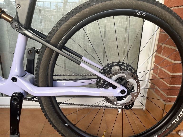 Used Orbea Oiz Shimano Deore XT 2024 Mountainbike, Purple, 29 — image 5 of 9