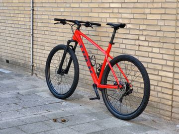 Used Trek X-caliber 7 2020 2020 Mountainbike, Red — image 3 of 14