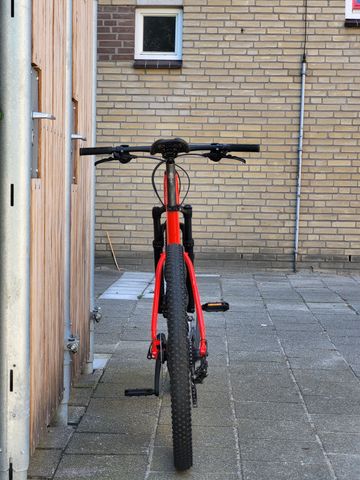 Used Trek X-caliber 7 2020 2020 Mountainbike, Red — image 9 of 14