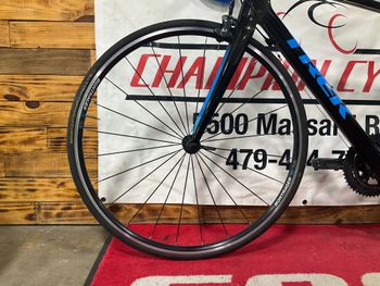 Used Trek Émonda S 4 2017 2017 Road & Gravel, Black — image 2 of 10