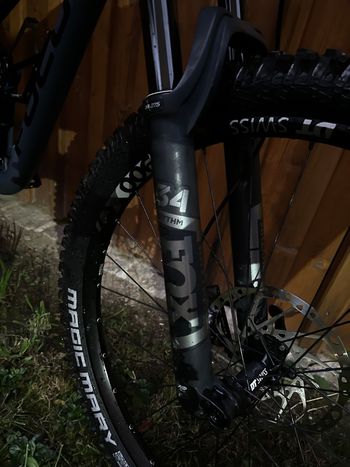 Used Focus JAM 6.8 SEVEN 2021 2021 Mountainbike, Light Gray, 27.5 — image 6 of 7