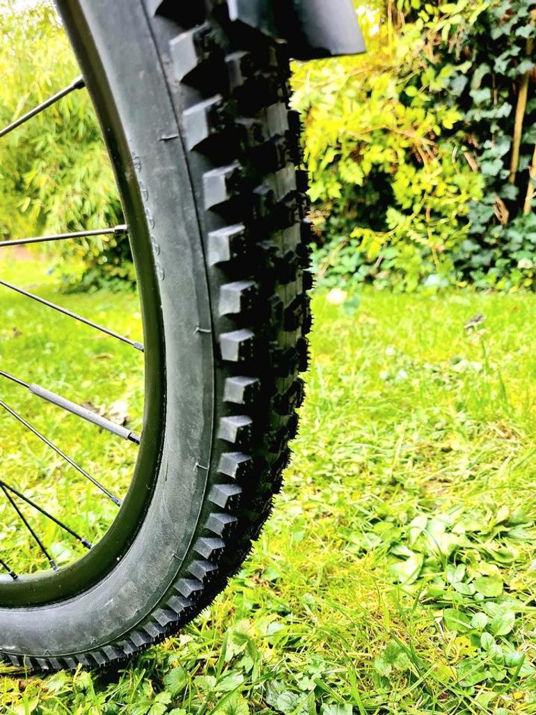 Used Specialized Specialized Turbo Tero 4.0 EQ 2023 Mountainbike, Schwarz, 29 — image 5 of 10
