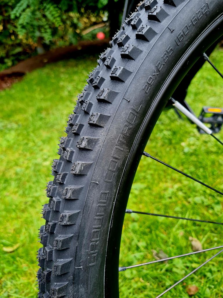 Used Specialized Specialized Turbo Tero 4.0 EQ 2023 Mountainbike, Schwarz, 29 — image 10 of 10