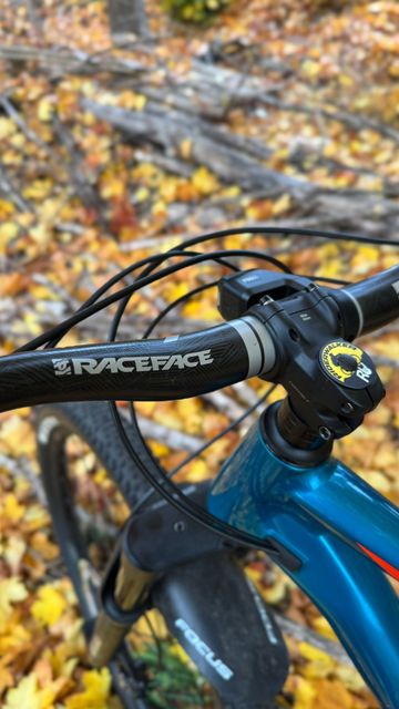 Used Giant XTC SLR 29 1 2022 2022 Mountainbike, Green, 29 — image 11 of 17