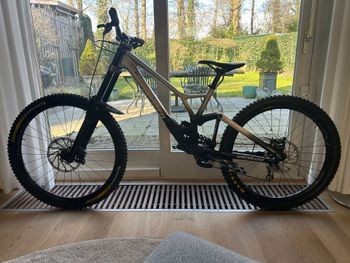 Used Specialized Demo Expert 2022 2022 Mountainbike, Black, 29, 27.5 — image 1 of 14
