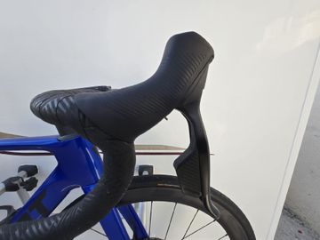 Used Giant Propel Advanced 1 2024 2024 Road & Gravel, Blue — image 6 of 10