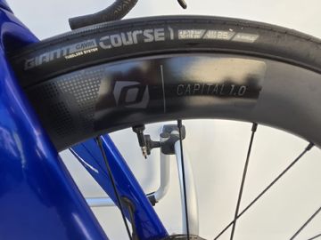 Used Giant Propel Advanced 1 2024 2024 Road & Gravel, Blue — image 10 of 10