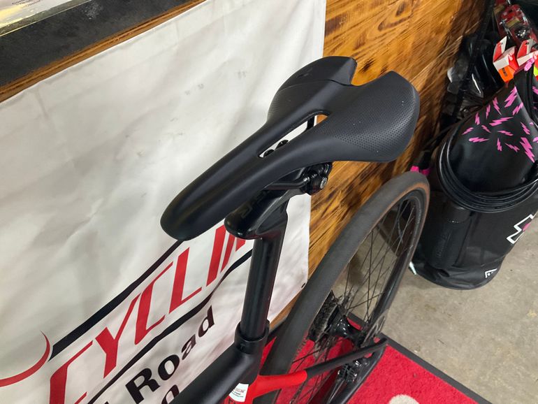Used Specialized Men's Diverge Sport 2019 2019 Road & Gravel, Black — image 5 of 5