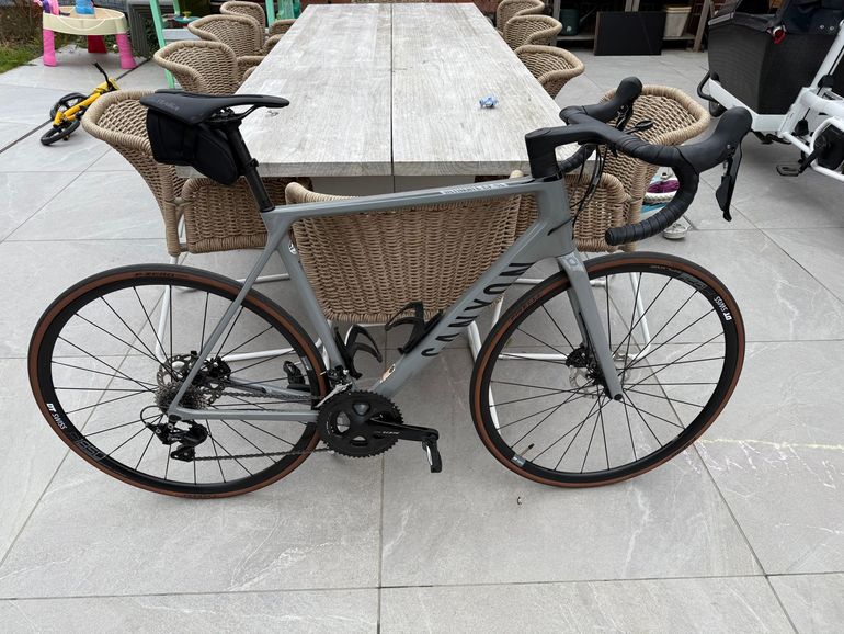 Used Canyon Ultimate CF SL 7 Disc 2021 2021 Road & Gravel, Light Gray — image 1 of 4