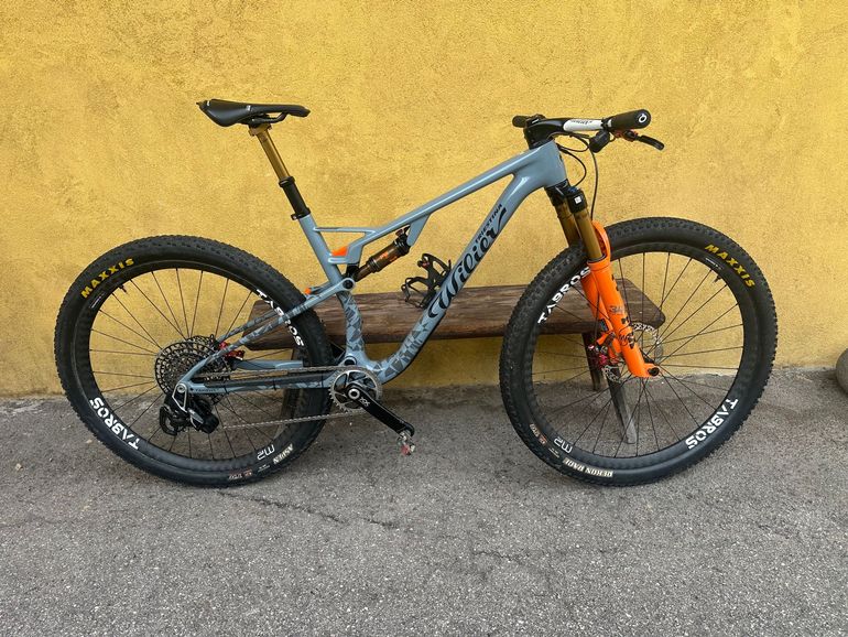 Wilier URTA MAX SRAM XX SL Eagle AXS (T-Type) 2025