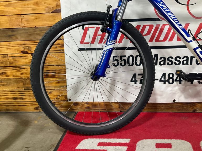 Used Specialized Hardrock 2011 2011 Mountainbike, Blue, 26 — image 4 of 6
