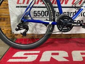 Gebrauchtes Specialized Hardrock 2011 2011 Mountainbike, Blau, 26 — Bild 2 von 3