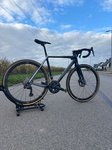 Brugt Stevens Super prestige Shimano Ultegra Di2 2022 Road & Gravel — billede 2 af 13