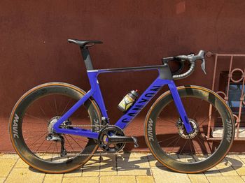 自転車本体 Canyon Aeroad CF SLX 8 di2 2022 Canyon Aeroad CF SLX 8 Disc Di2 / Aerodynamiczne / Rowery