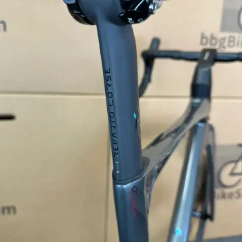 Used Bianchi New Bianchi Oltre Comp, Ultegra Di2 12-speed - 2024 (55cm) 2024 Road & Gravel, Black — image 7 of 10