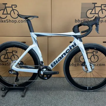 Used Bianchi New Bianchi Oltre Comp, Ultegra Di2 12-speed - 2024 (57cm) 2024 Road & Gravel