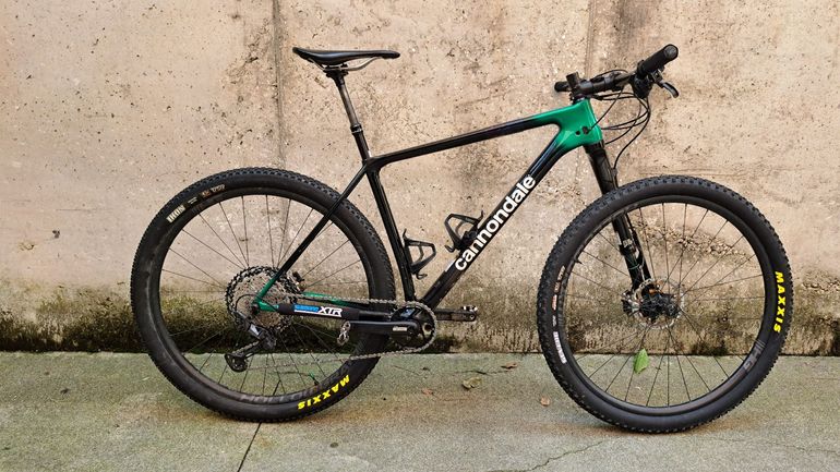 Used Cannondale F-si Shimano Deore XT 2023 Mountainbike, Black — image 1 of 5