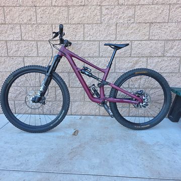 Used Specialized Status 140 2022 2022 Mountainbike, Red, 29, 27.5 — image 13 of 20
