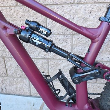 Used Specialized Status 140 2022 2022 Mountainbike, Red, 29, 27.5 — image 15 of 20