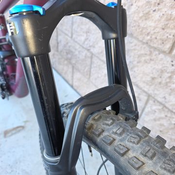 Used Specialized Status 140 2022 2022 Mountainbike, Red, 29, 27.5 — image 6 of 20