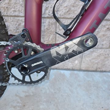 Used Specialized Status 140 2022 2022 Mountainbike, Red, 29, 27.5 — image 2 of 20