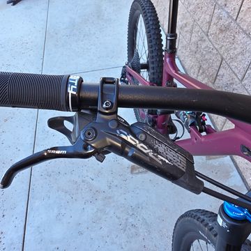 Used Specialized Status 140 2022 2022 Mountainbike, Red, 29, 27.5 — image 7 of 20