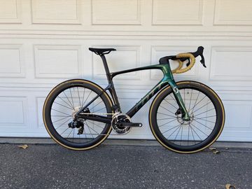 Used Scott Foil RC 20 2022 2022 Road & Gravel, Green — image 1 of 6