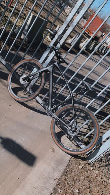 Used Trek FX Sport 6 2023 Road & Gravel, Black — image 2 of 3