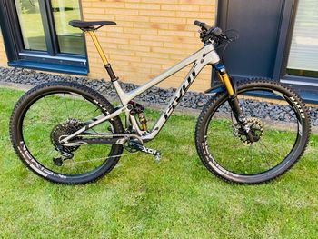 Used Pivot TRAIL 429 Pro X01 2023 2023 Mountainbike, Light Gray, 29 — image 2 of 13