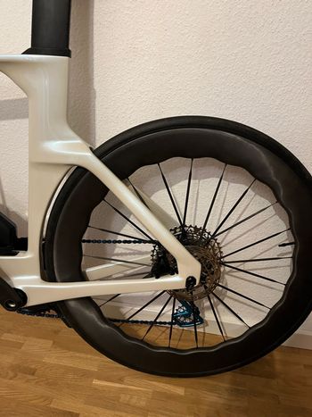 Used Orbea ORDU M20iLTD 2022 2022 Road & Gravel, White — image 8 of 11