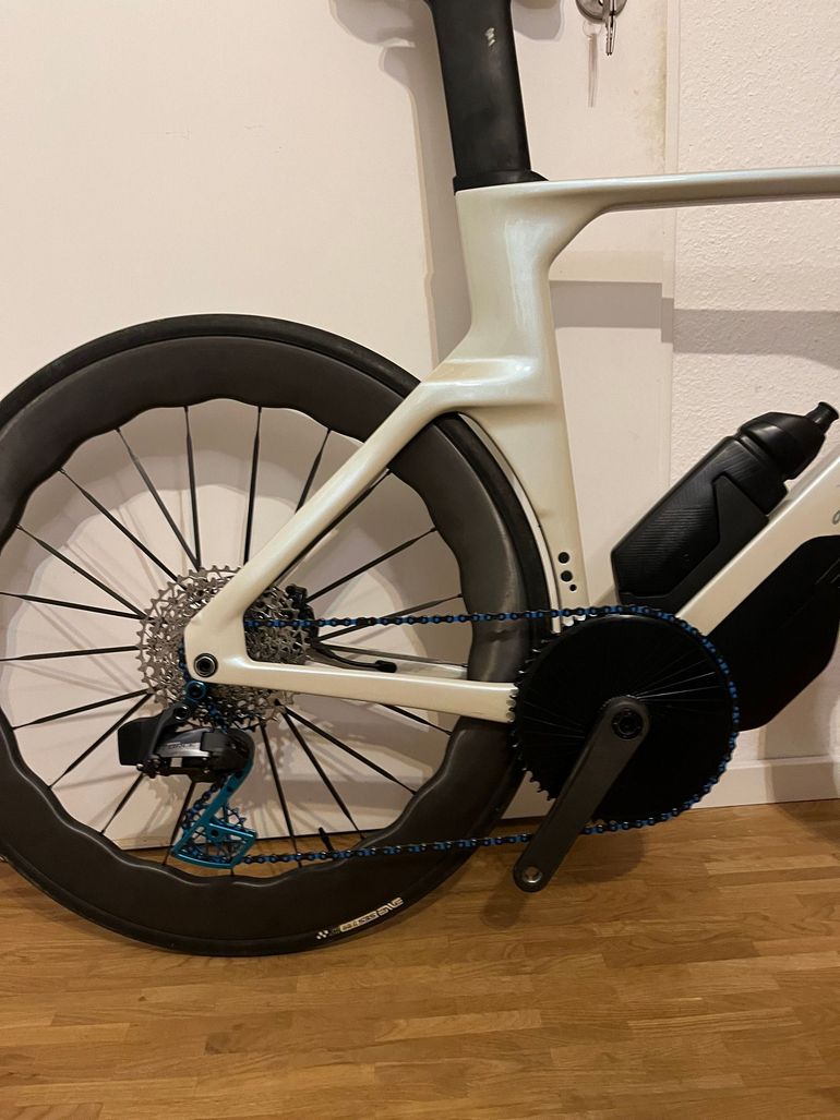 Used Orbea ORDU M20iLTD 2022 2022 Road & Gravel, White — image 3 of 11