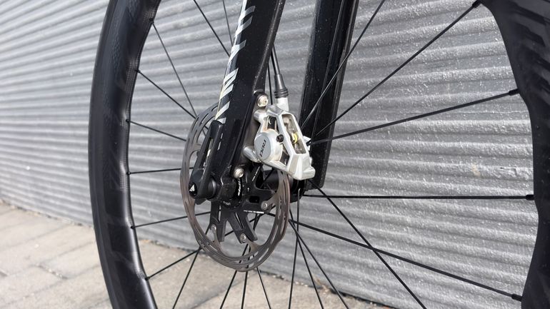 Used Canyon Aeroad CFR eTap 2024 2024 Road & Gravel, Black — image 14 of 17