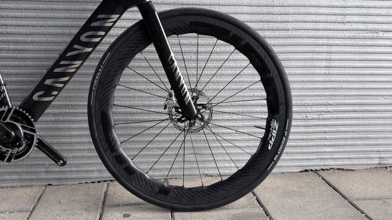 Used Canyon Aeroad CFR eTap 2024 2024 Road & Gravel, Black — image 17 of 17