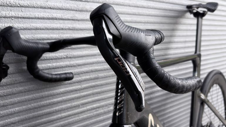 Used Canyon Aeroad CFR eTap 2024 2024 Road & Gravel, Black — image 9 of 17