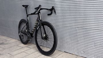 Used Canyon Aeroad CFR eTap 2024 2024 Road & Gravel, Black — image 2 of 17